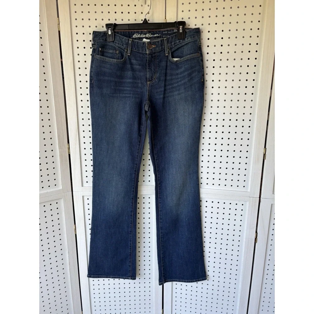 Eddie Bauer Jeans Women's 8 Blue‎ Denim Dark Wash Truly Straight Bootcut 32x33